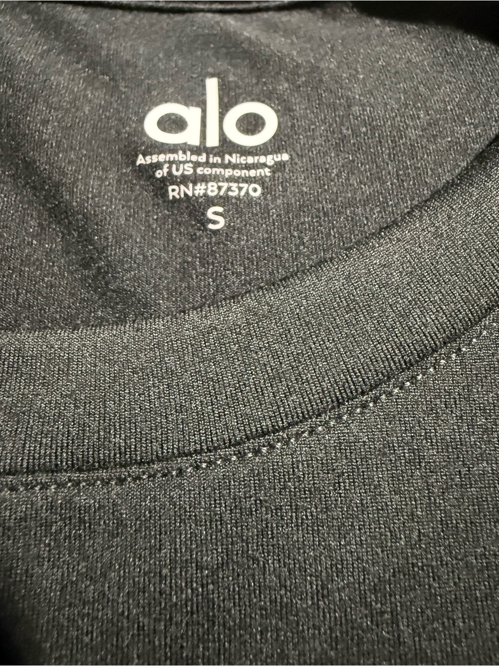 ALO Yoga Men's Black Crewneck Tee